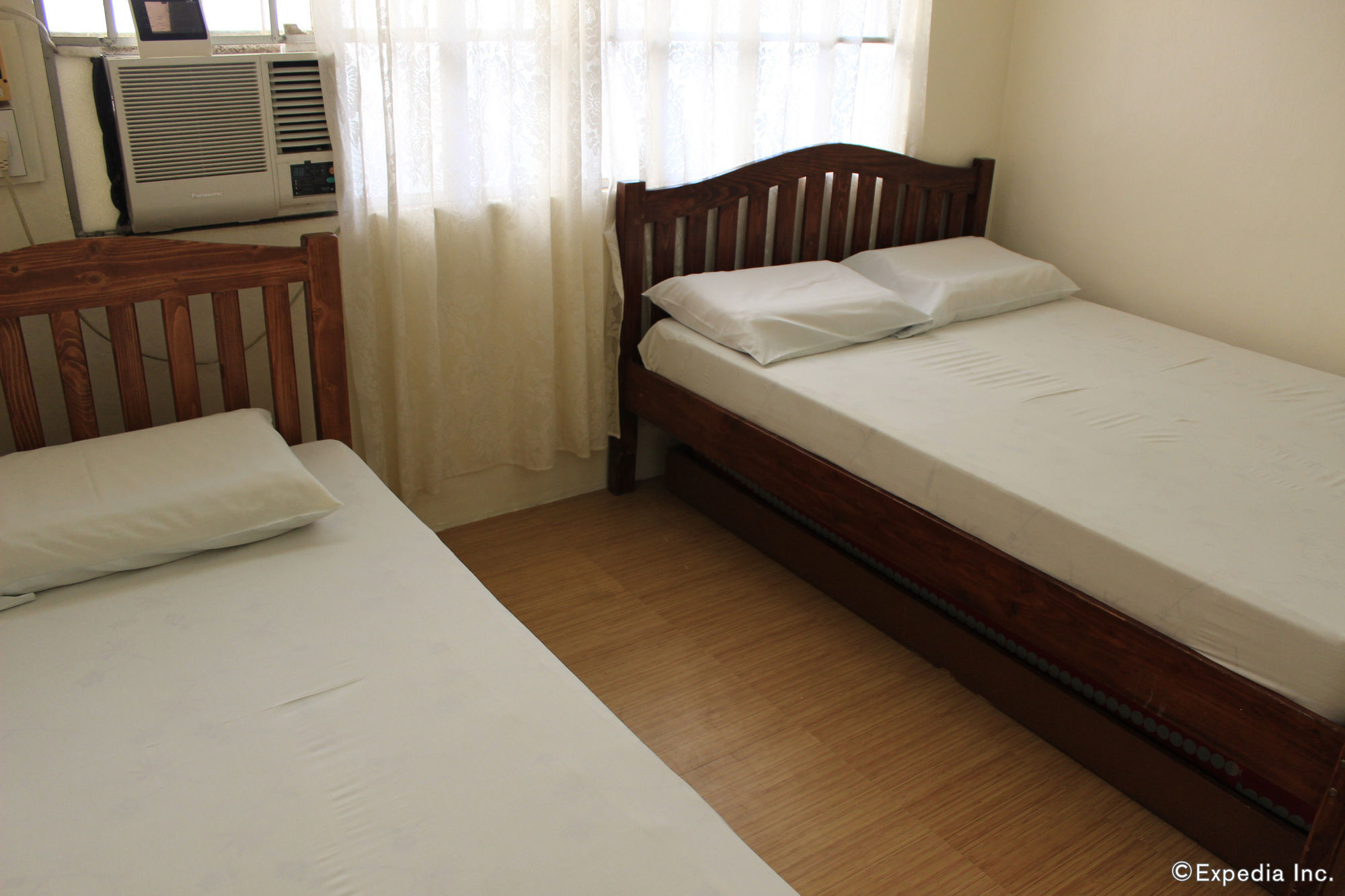 Coron Town Traveller'S Dormitory Ngoại thất bức ảnh